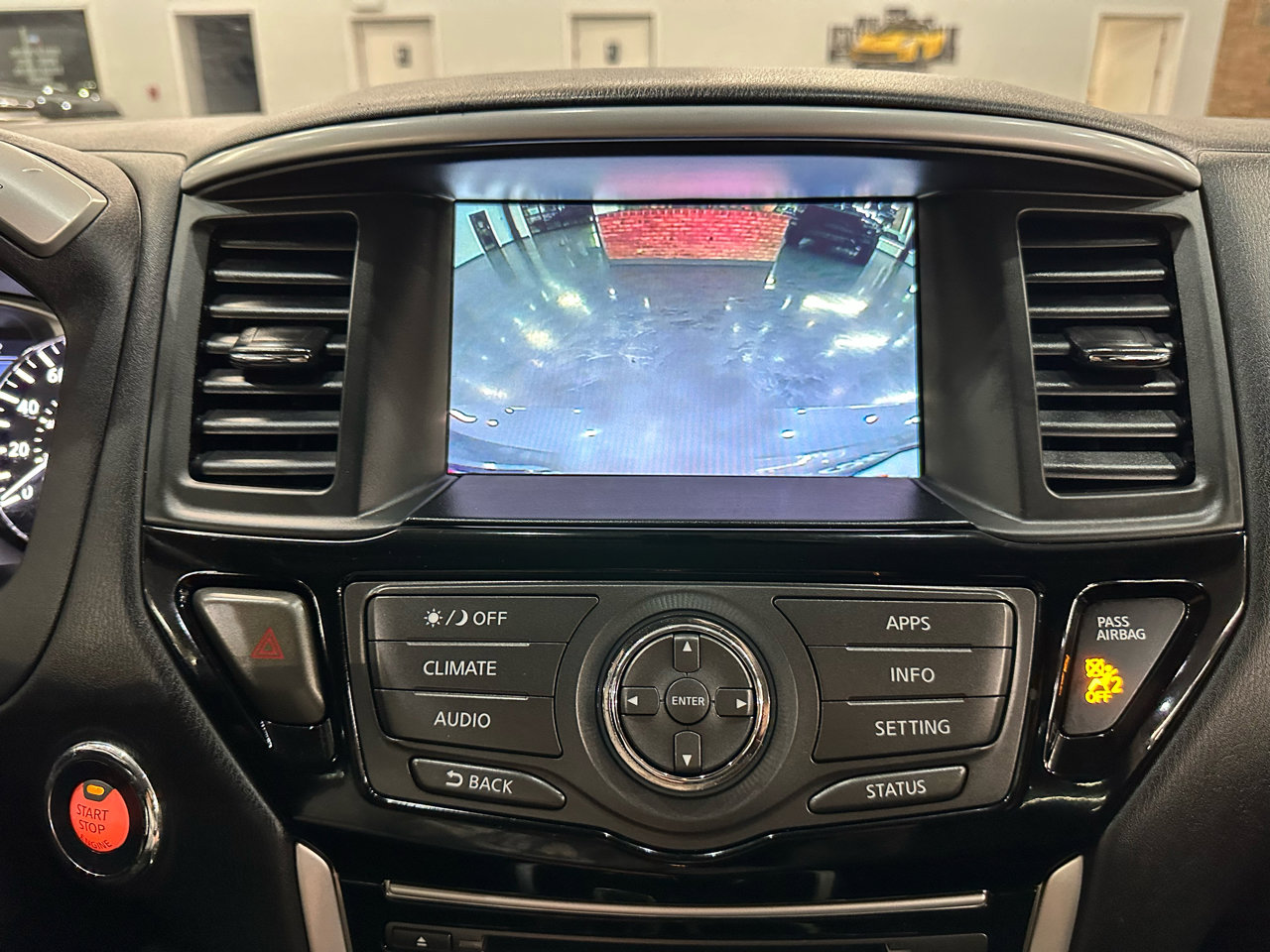 Used 2019 Nissan Pathfinder SV image 25