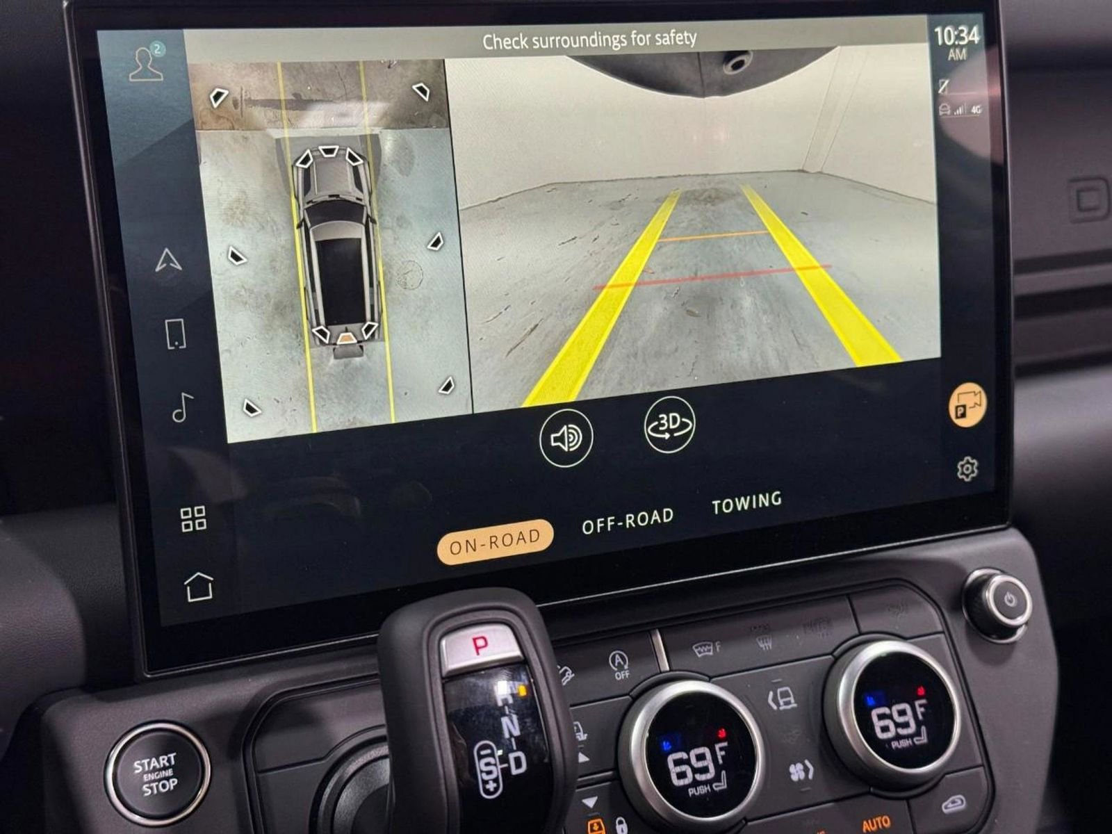 New 2026 Land Rover Defender 130 X-Dynamic SE image 33