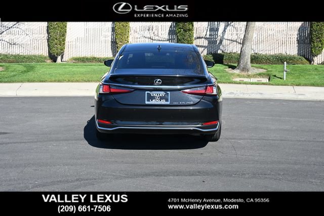 Used 2023 Lexus ES 250 w/ Premium Package image 5