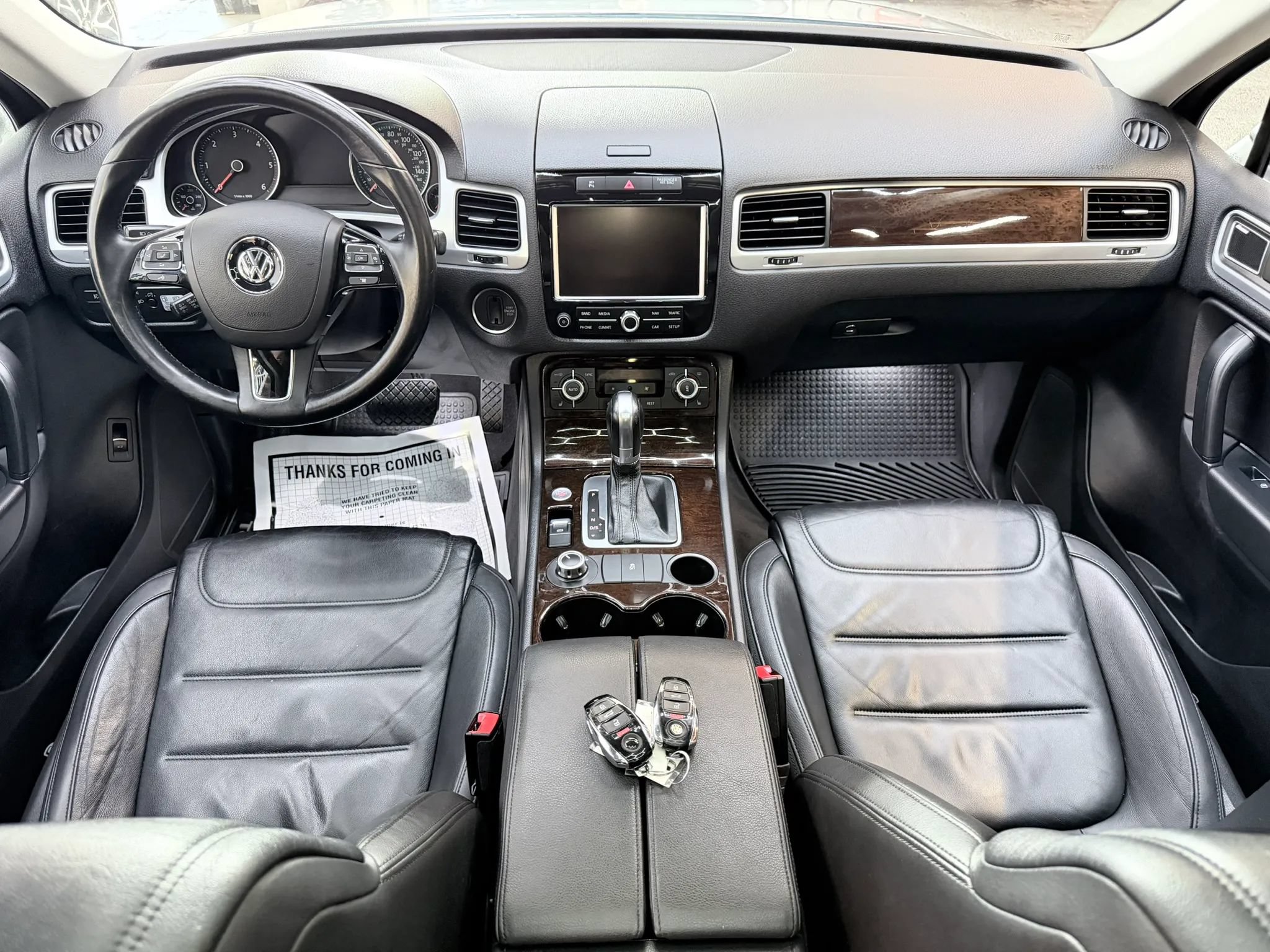 Used 2013 Volkswagen Touareg Executive AWD/4WD image 21