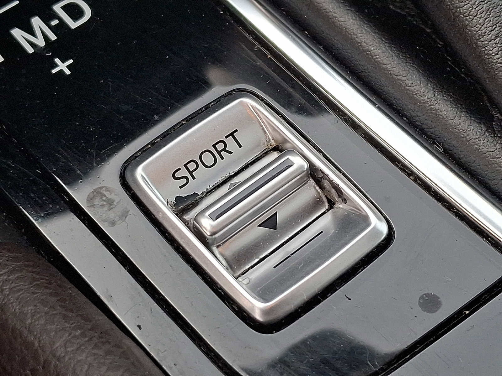 Used 2018 MAZDA MAZDA3 Grand Touring image 25