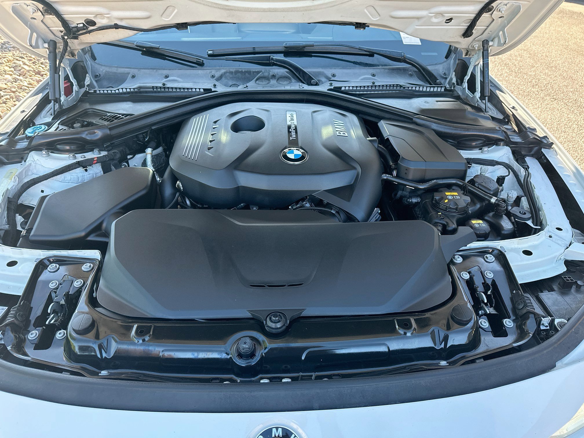 Used 2017 BMW 330i xDrive Sedan AWD/4WD image 34