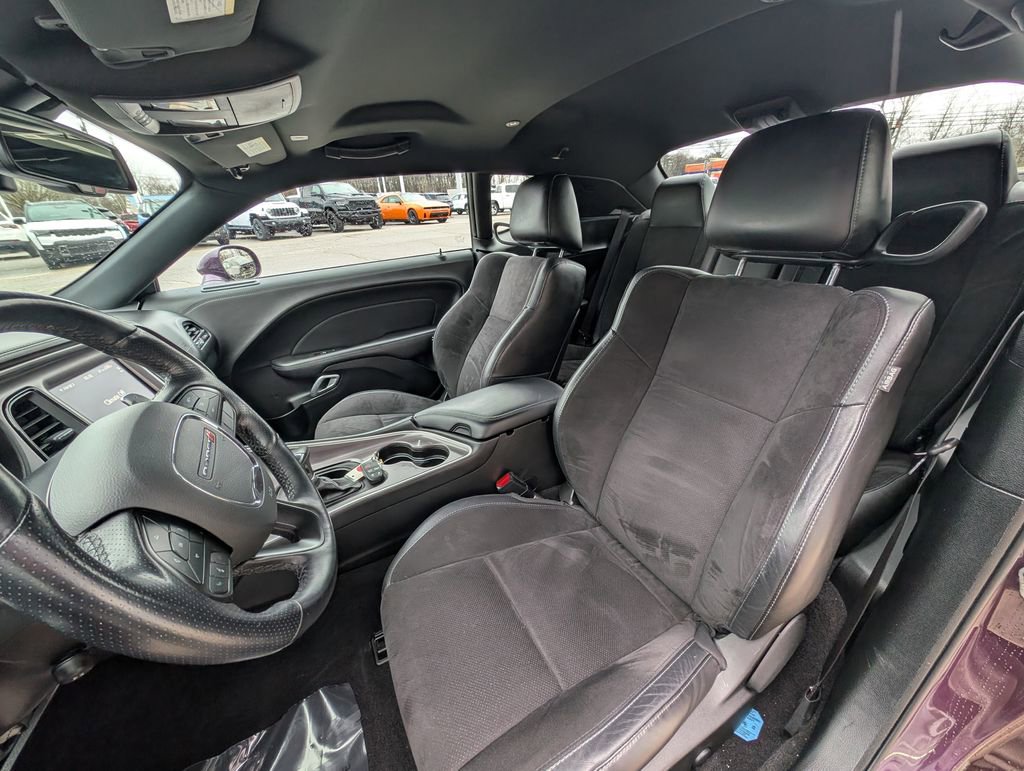 Used 2022 Dodge Challenger GT w/ Plus Package image 14