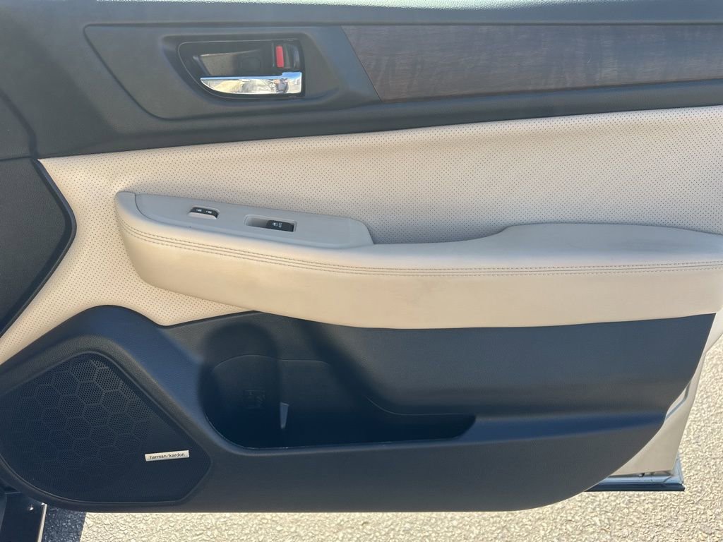 Used 2017 Subaru Outback 2.5i Limited image 33