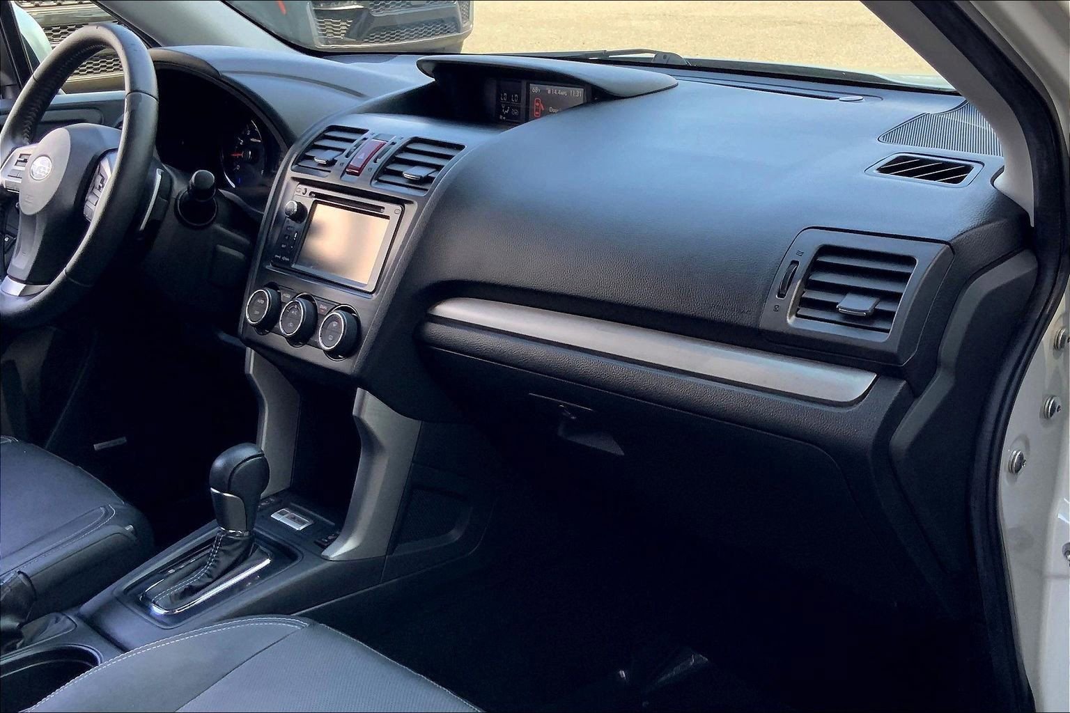 Used 2015 Subaru Forester 2.0XT Touring w/ Eyesight & Navigation System image 13