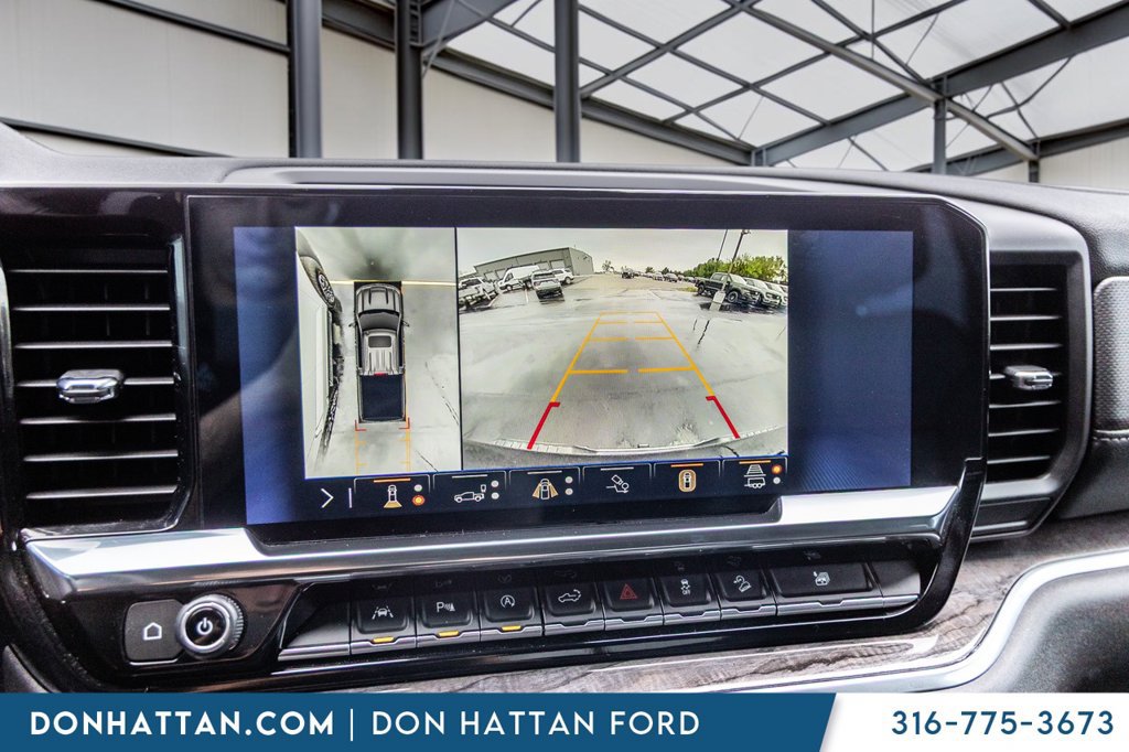 Used 2025 Chevrolet Silverado 1500 LTZ AWD/4WD image 9