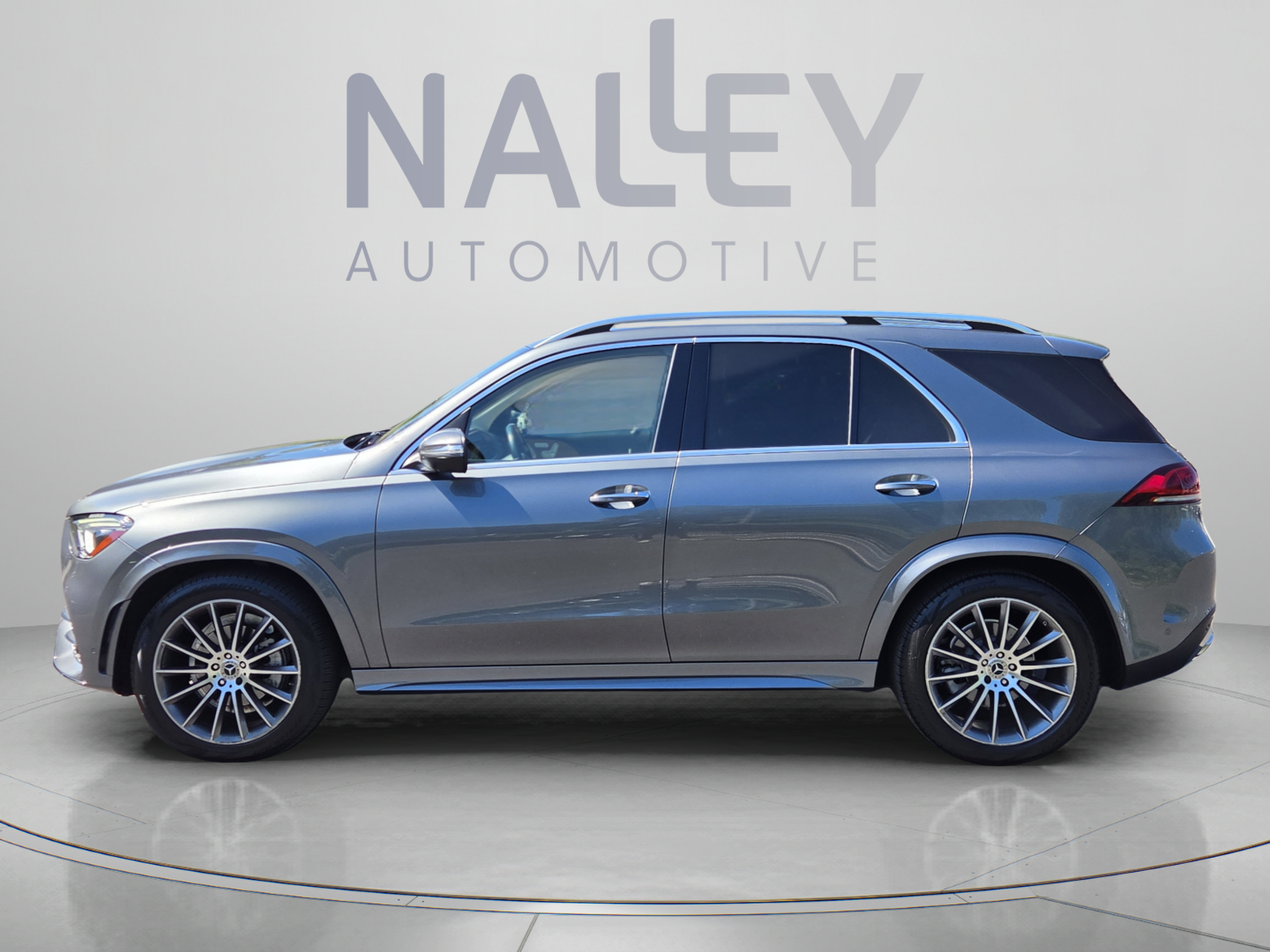 Used 2021 Mercedes-Benz GLE 350 image 2