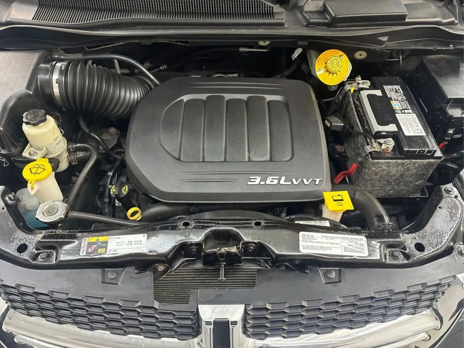 Used 2018 Dodge Grand Caravan SE image 38