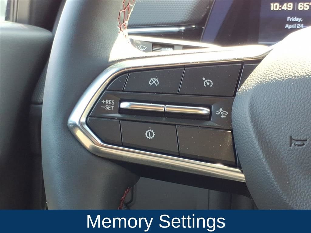 Used 2025 Chevrolet Suburban RST w/ Comfort Package AWD/4WD image 10