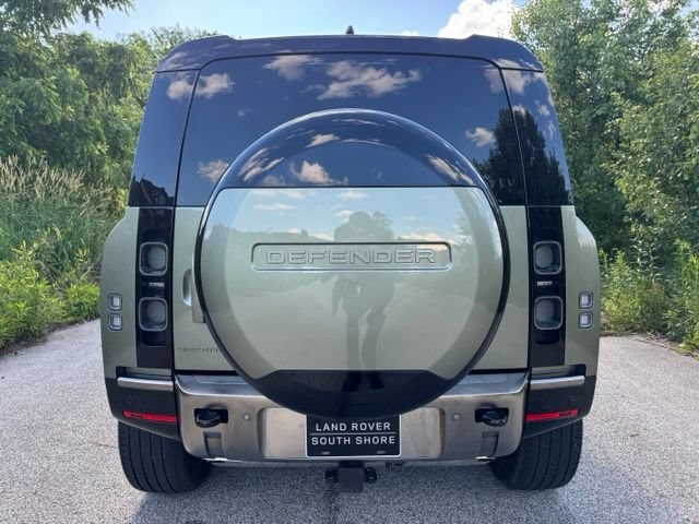 Certified 2025 Land Rover Defender 110 X AWD/4WD image 6