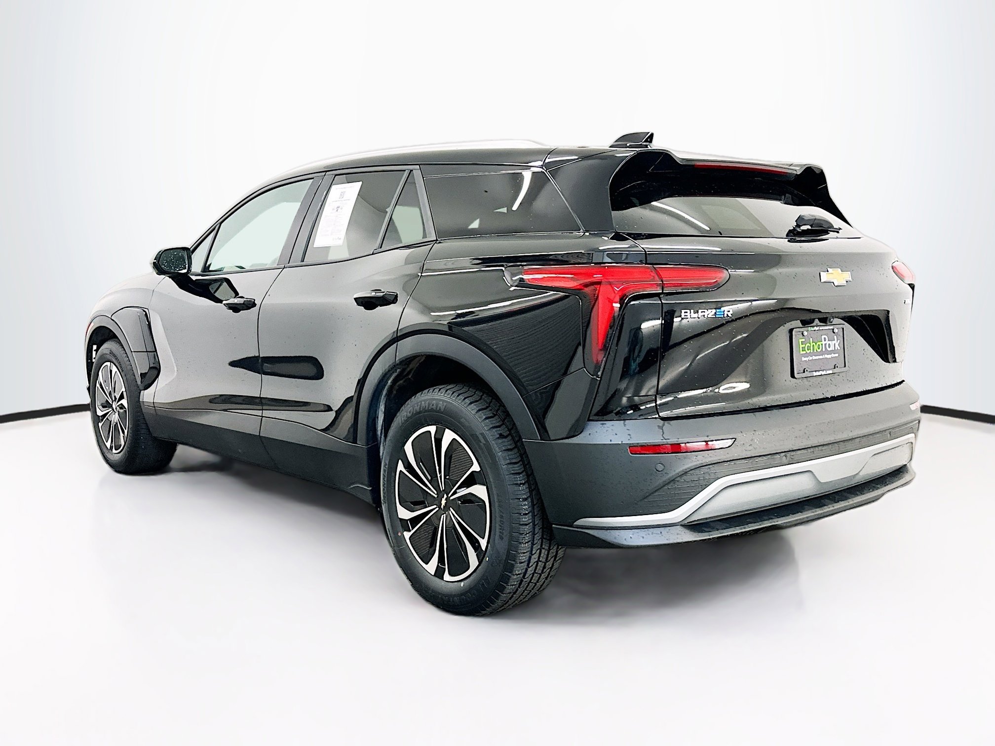 Used 2024 Chevrolet Blazer EV LT AWD/4WD image 5