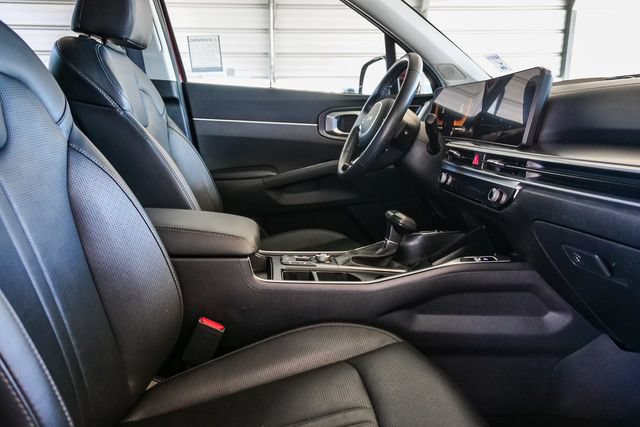 Certified 2024 Kia Sorento S w/ Panoramic Sunroof Package FWD image 17