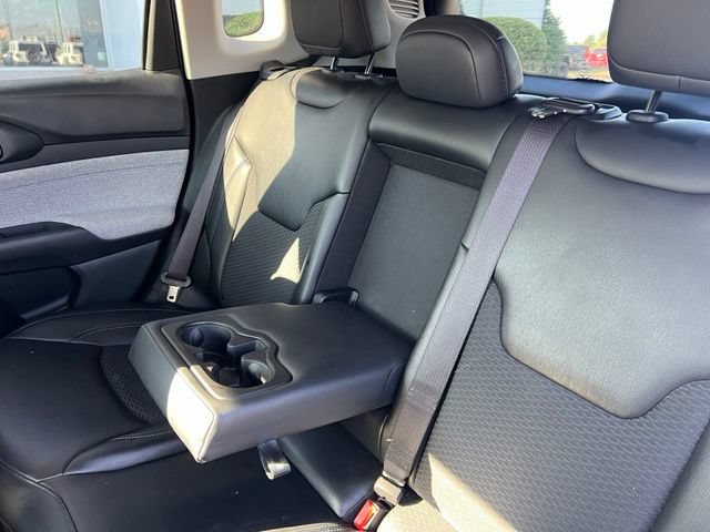 Used 2022 Jeep Compass Latitude FWD image 22