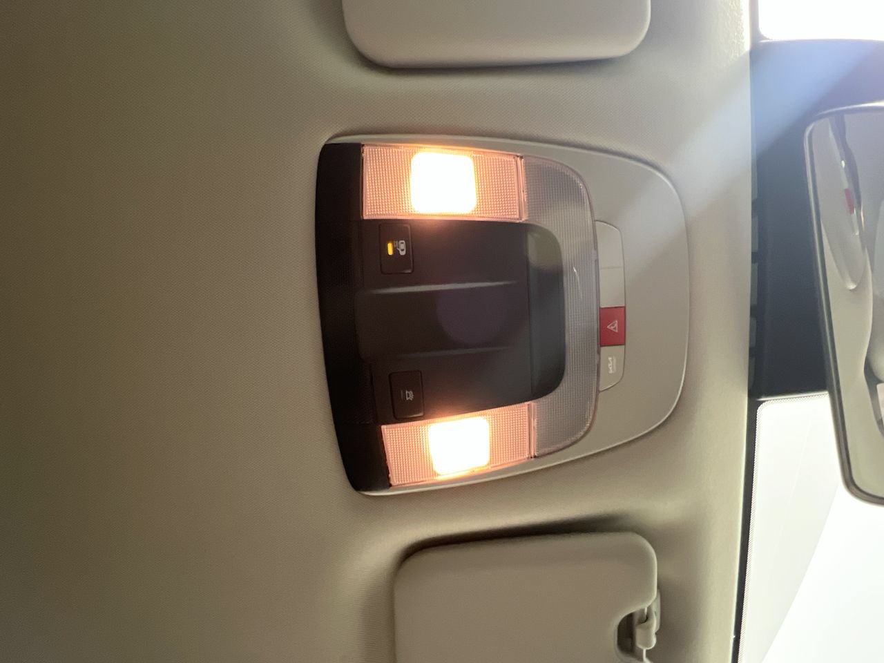 New 2027 Kia Sportage LX FWD image 20