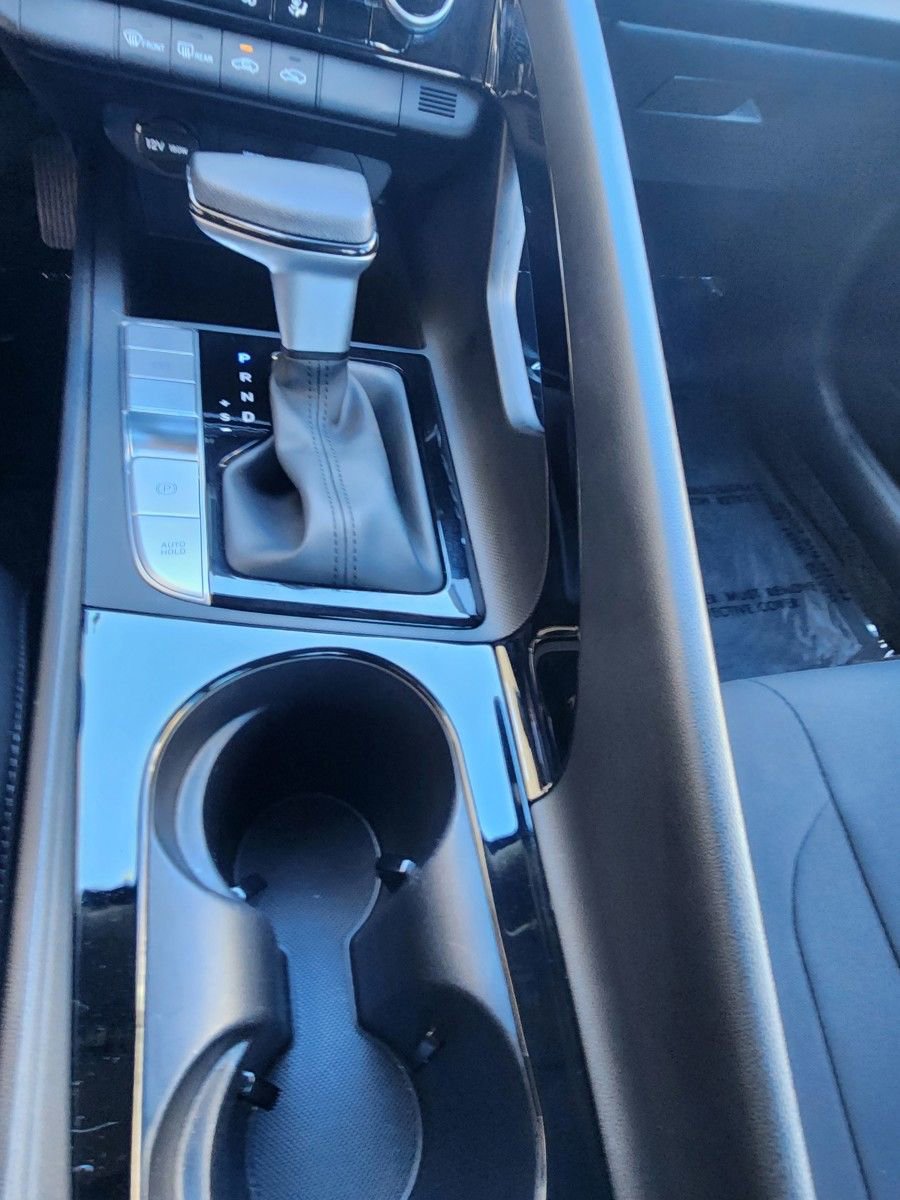 Certified 2025 Hyundai Elantra Hybrid FWD image 19