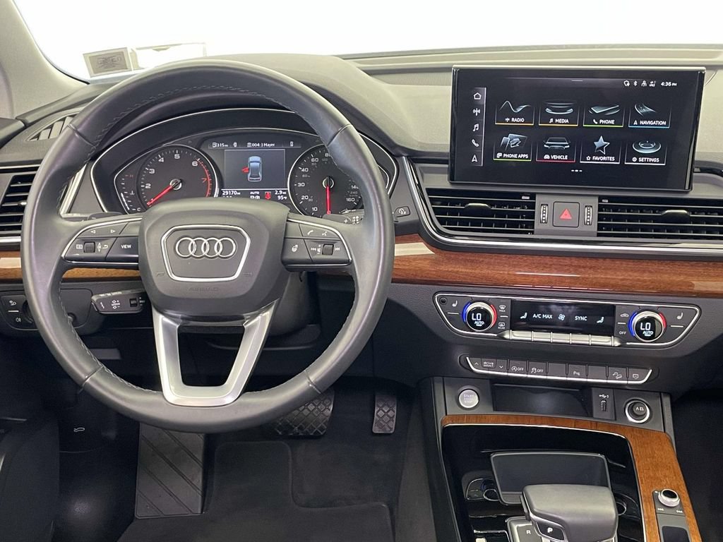 Used 2023 Audi Q5 2.0T Premium w/ Convenience Package AWD/4WD image 26