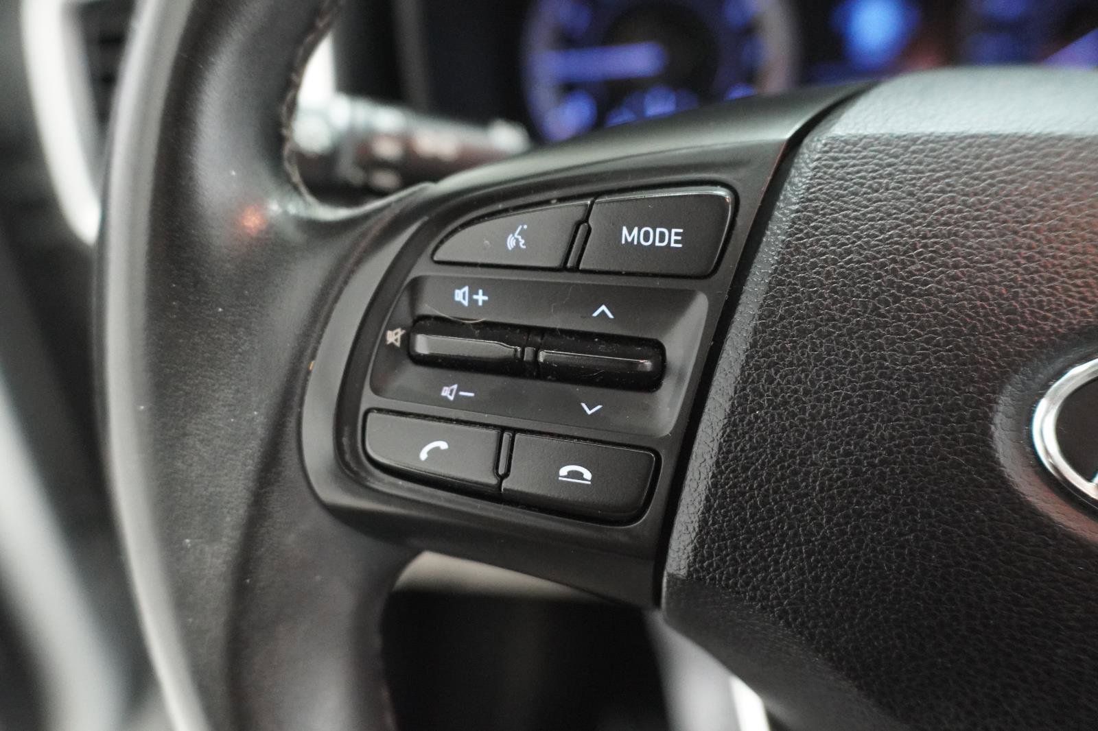 Used 2020 Hyundai Venue SEL w/ Convenience Package FWD image 19