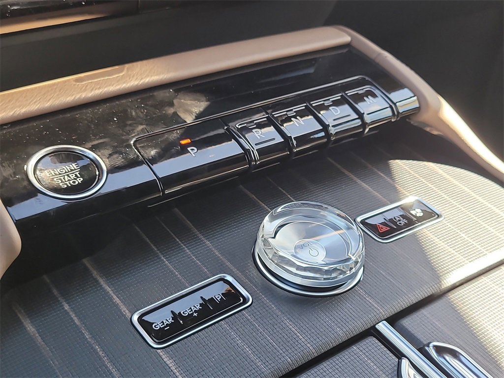 New 2025 Lincoln Navigator Black Label image 28