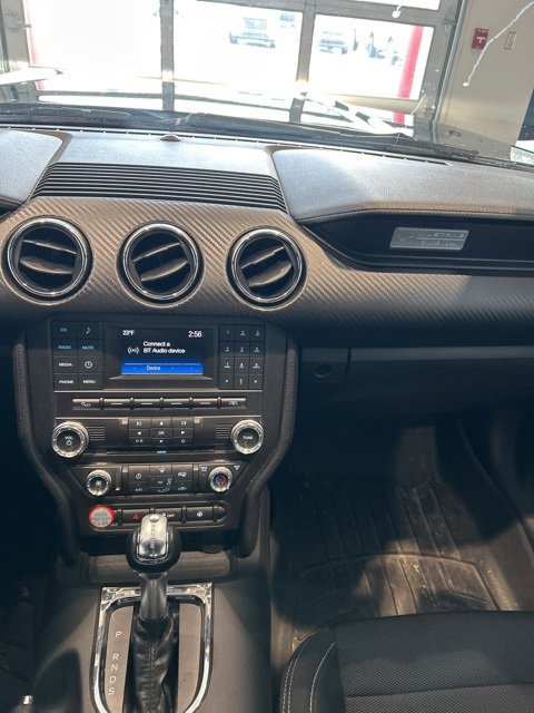 Used 2017 Ford Mustang Coupe image 10