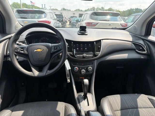 Used 2022 Chevrolet Trax LT AWD/4WD image 20