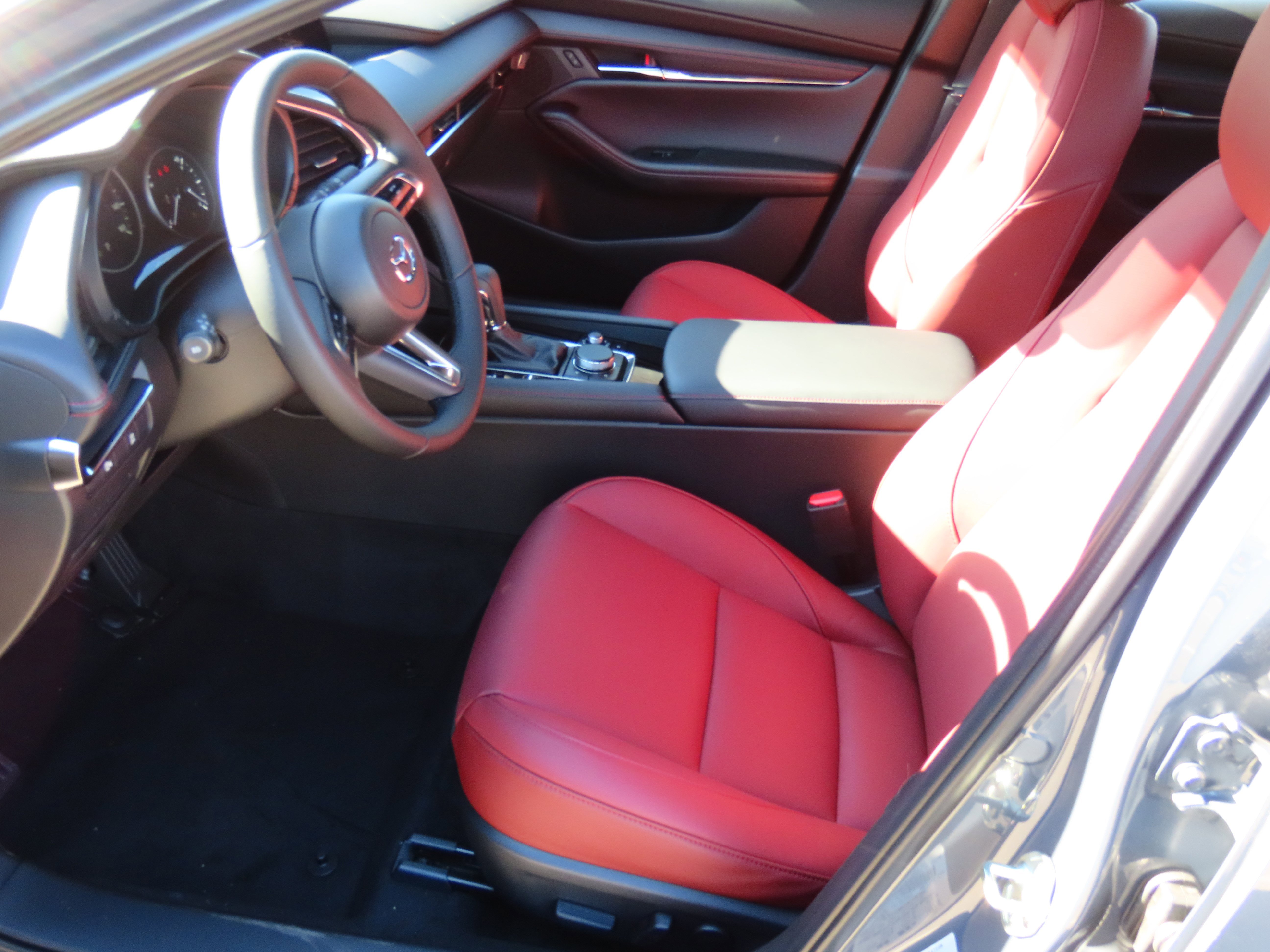 New 2026 MAZDA MAZDA3 Carbon AWD/4WD image 39