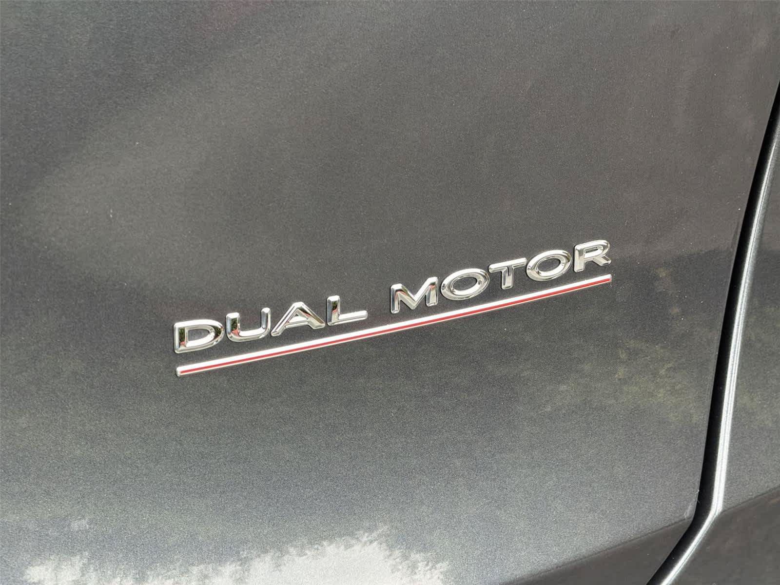 Used 2023 Tesla Model Y Performance AWD/4WD image 8