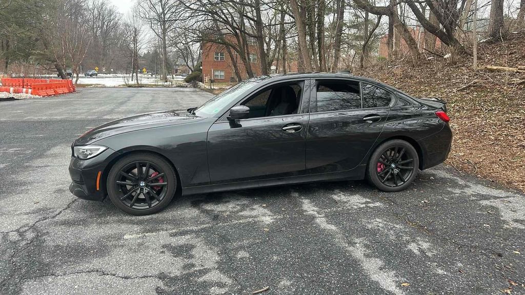 Used 2020 BMW 330i xDrive Sedan w/ Driving Assistance Package image 4