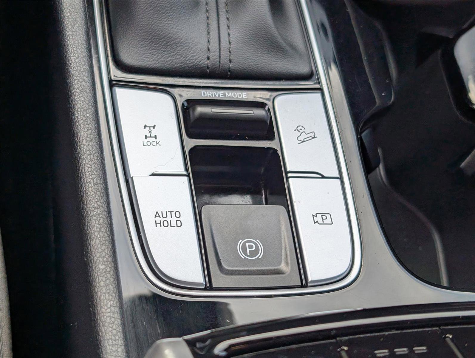 Used 2024 Hyundai Santa Cruz SEL image 23