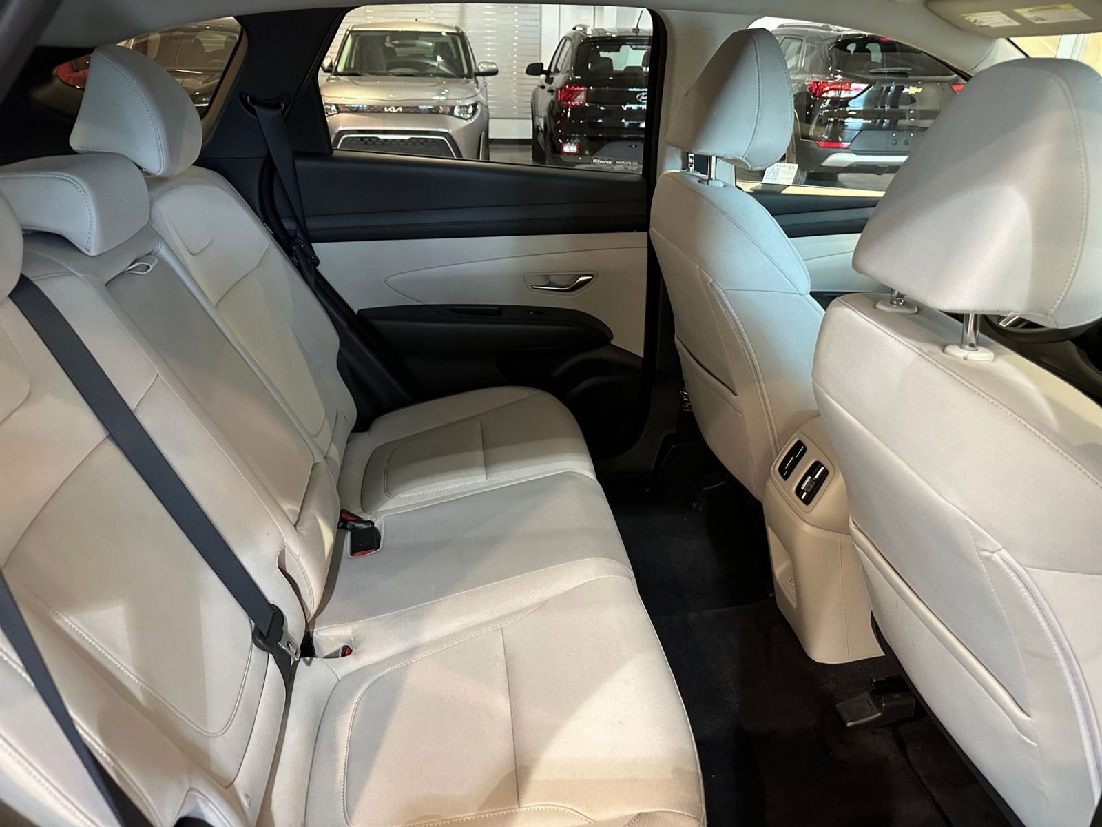 Used 2025 Hyundai Tucson Blue image 37