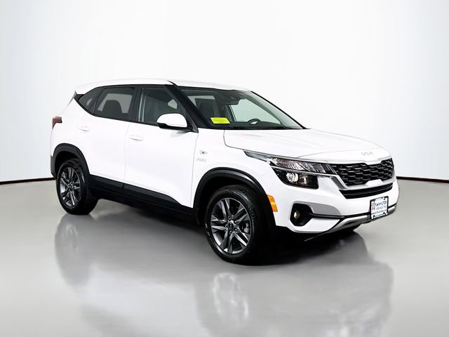 Used 2023 Kia Seltos LX image 10