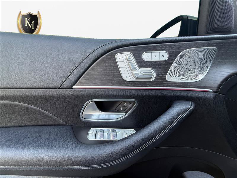 Used 2024 Mercedes-Benz GLS 450 4MATIC image 10