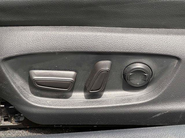 Used 2024 Toyota Camry SE w/ Convenience Package FWD image 12