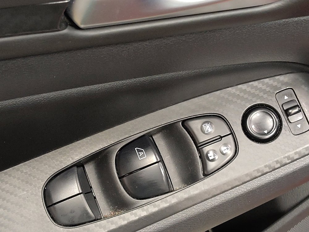 Used 2024 Nissan Altima 2.5 SV image 27