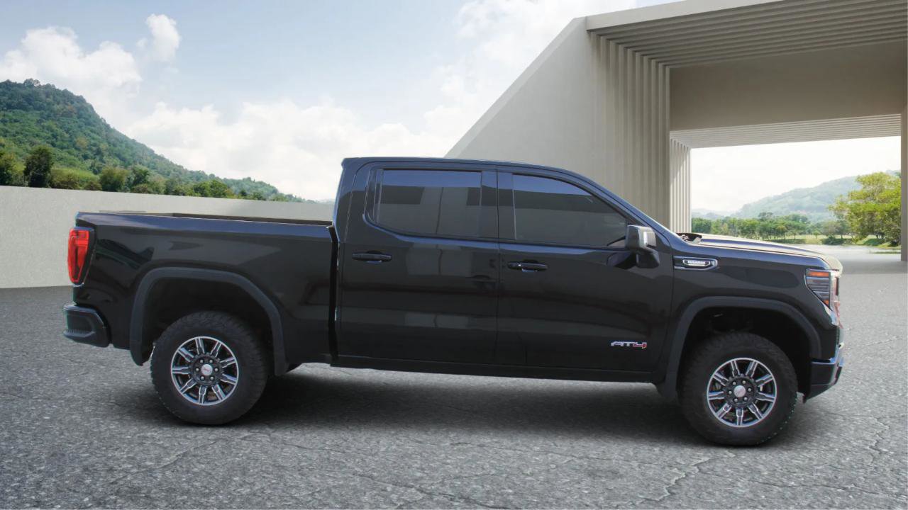 Used 2024 GMC Sierra 1500 AT4 w/ Technology Package image 4