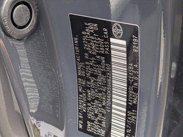 New 2025 Toyota Camry SE image 16