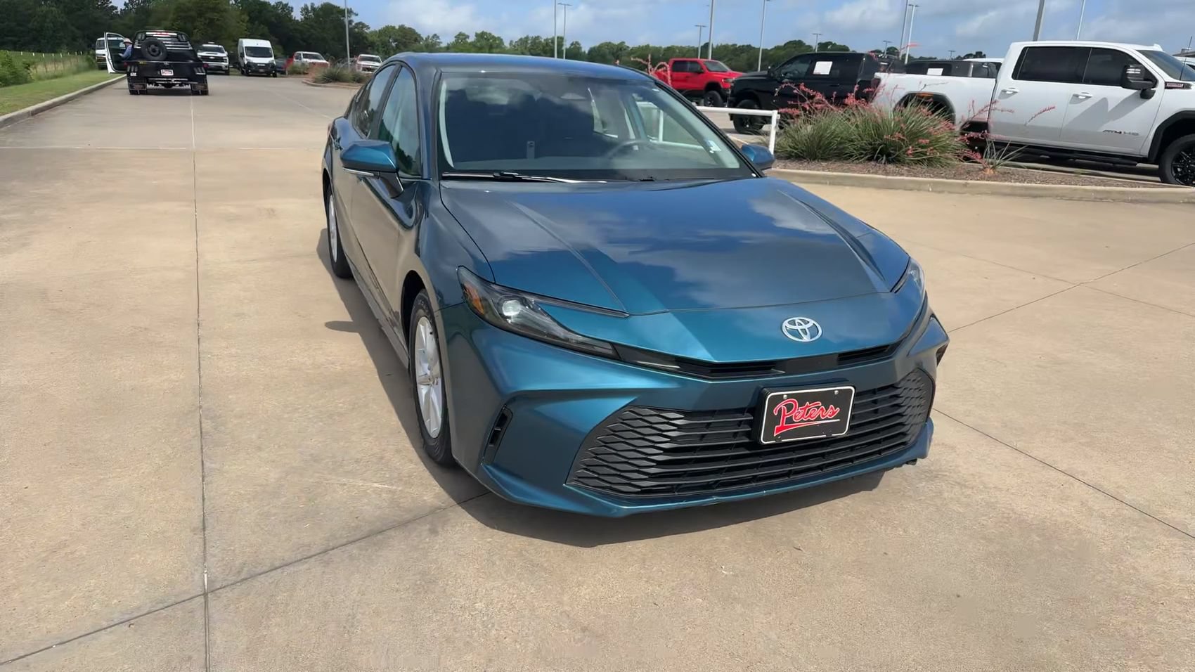 Used 2025 Toyota Camry LE FWD image 3