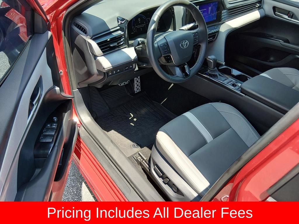 Used 2026 Toyota Camry SE w/ Convenience Package FWD image 9