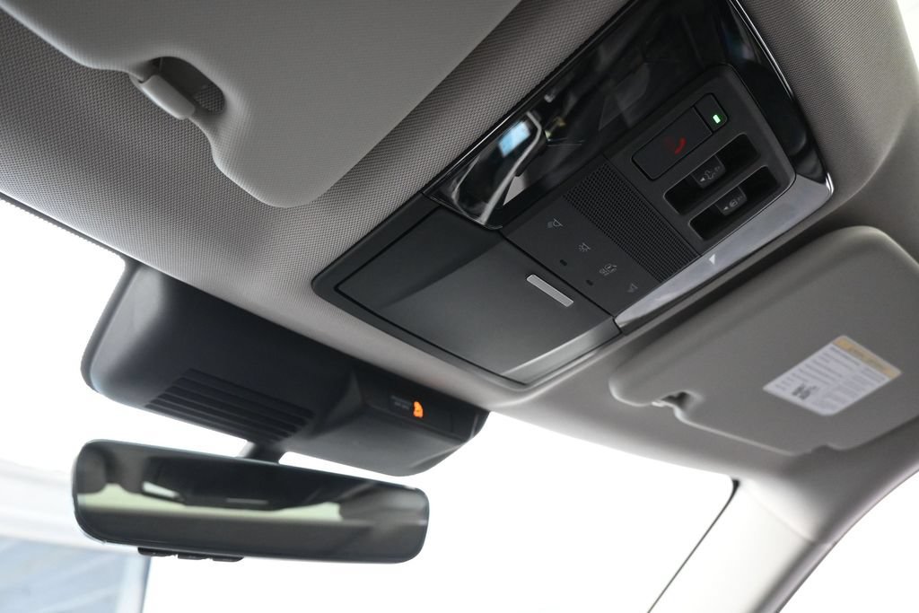 New 2026 Mitsubishi Outlander SEL AWD/4WD image 30