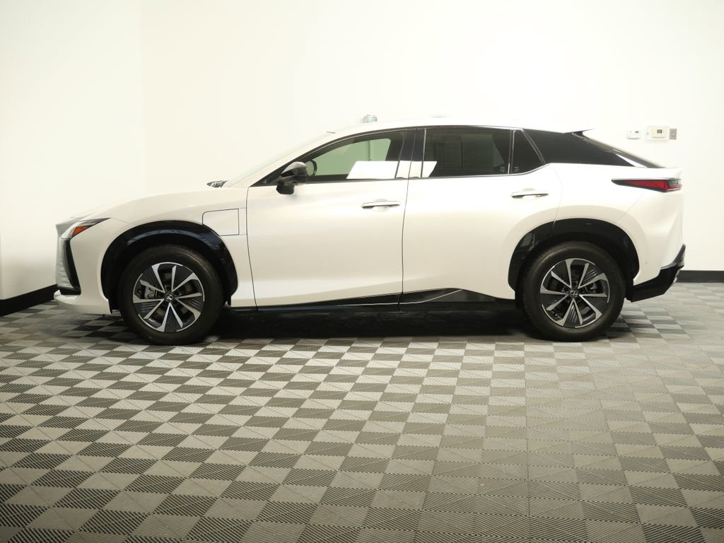 Certified 2023 Lexus RZ 450e Premium w/ Technology Package image 5