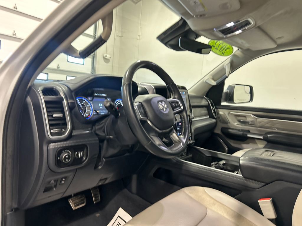 Used 2022 RAM 1500 Limited AWD/4WD image 17
