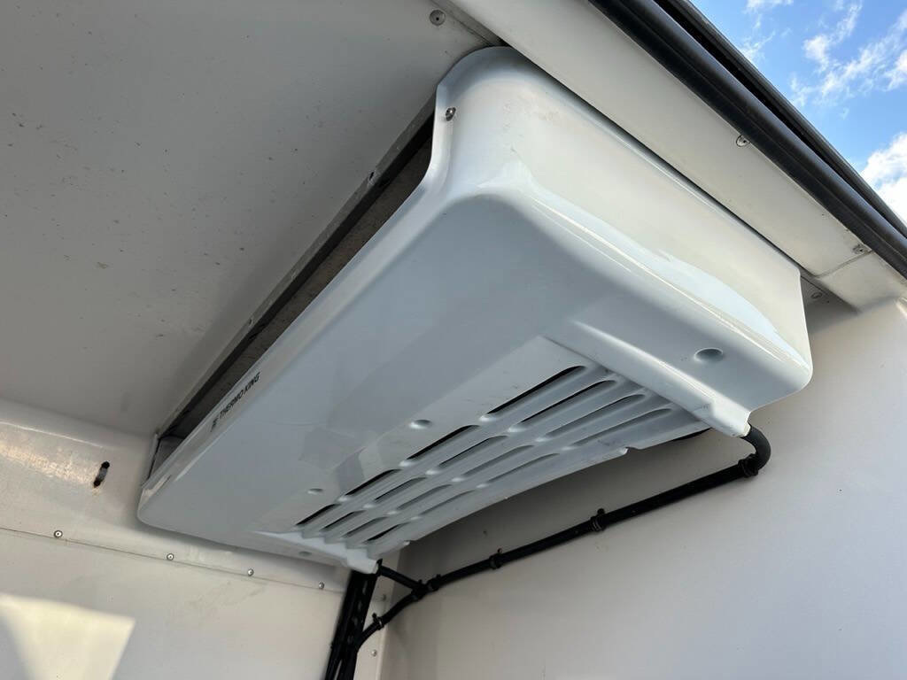 Used 2019 Mercedes-Benz Sprinter 3500 w/ Driver Convenience Package image 17