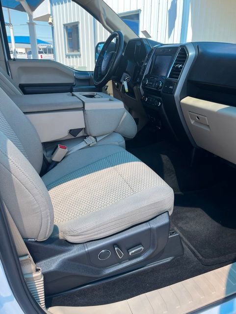 Used 2015 Ford F150 XLT w/ Equipment Group 302A Luxury RWD image 10