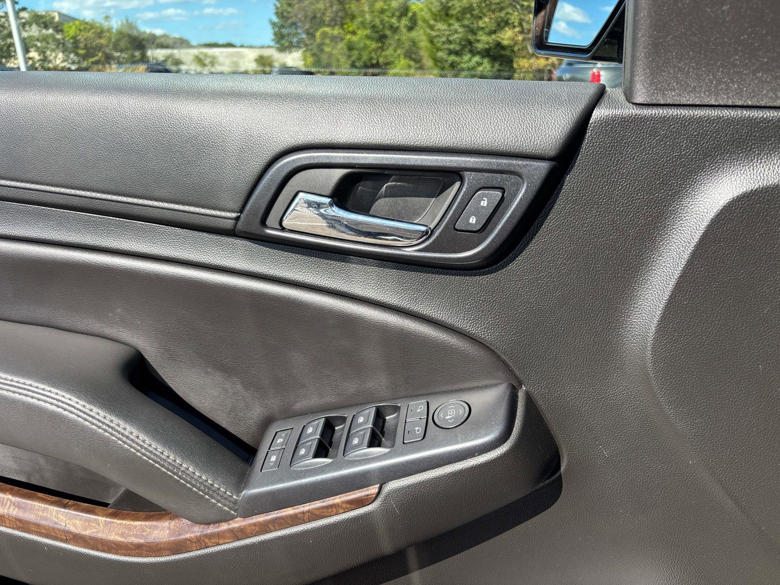 Used 2019 Chevrolet Tahoe LT image 18