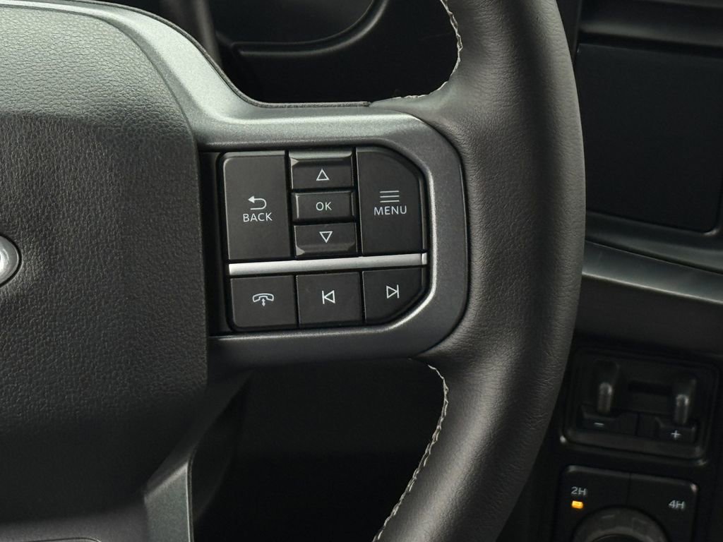 Used 2025 Ford F250 Lariat w/ Chrome Package AWD/4WD image 17