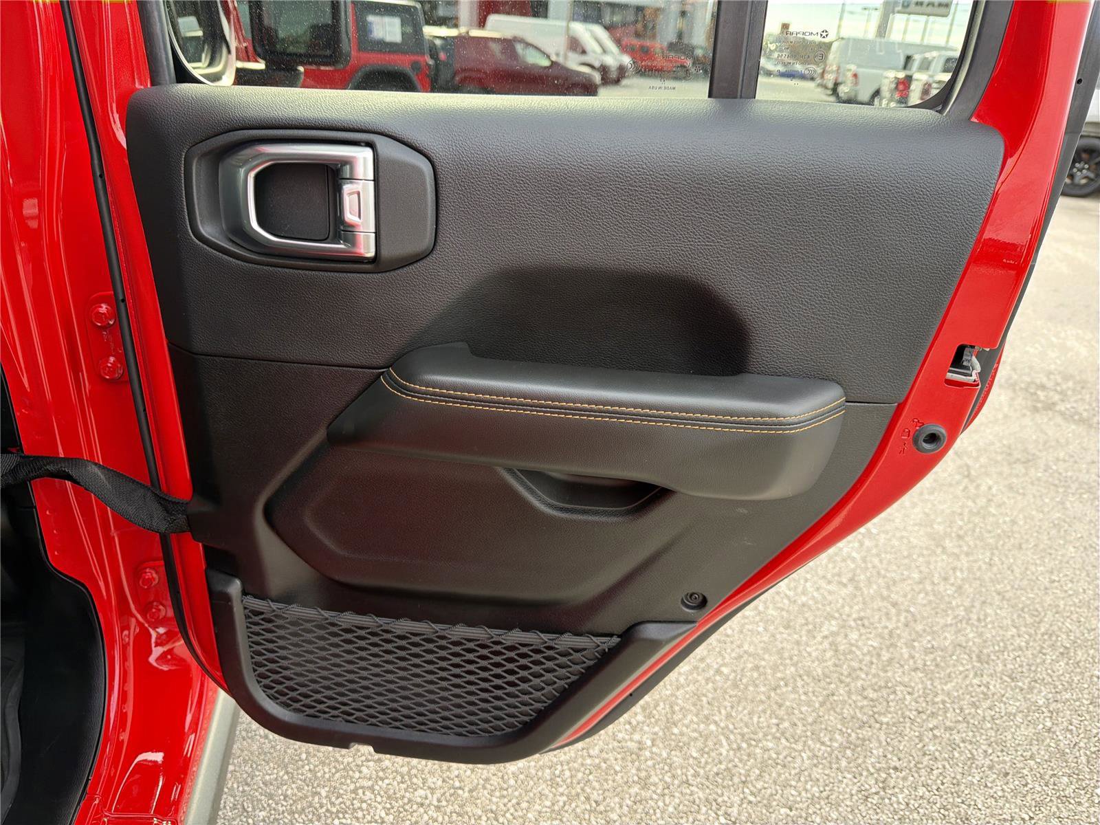 Used 2025 Jeep Wrangler Backcountry image 15