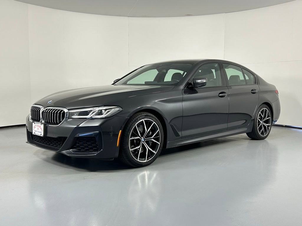 Used 2023 BMW 530i xDrive w/ M Sport Package image 3