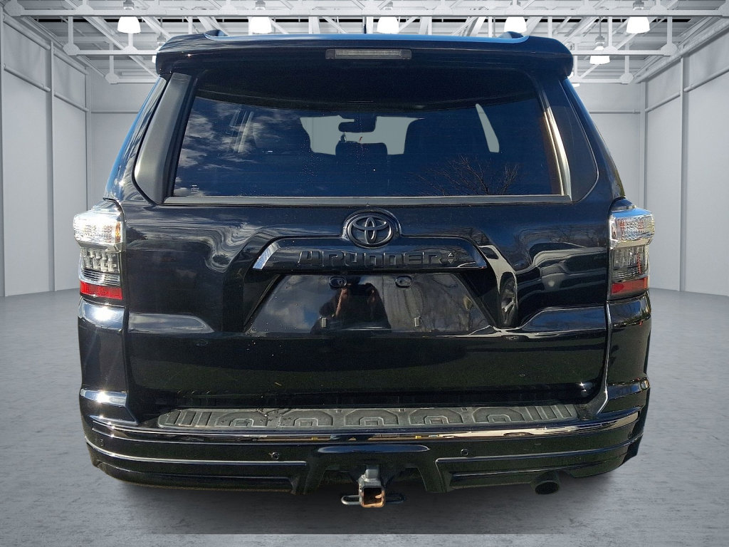 Used 2020 Toyota 4Runner 4WD image 4