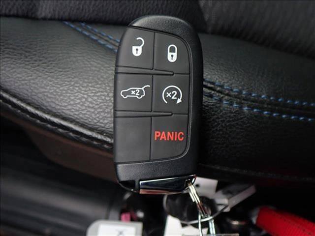 New 2026 Jeep Compass Latitude AWD/4WD image 25