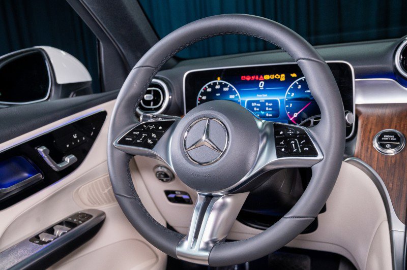 Certified 2026 Mercedes-Benz GLC 300 4MATIC image 18