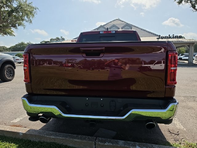 Used 2025 RAM 1500 Limited AWD/4WD image 4